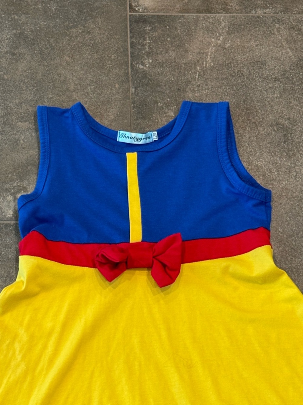 Snow White Princess Inspired Dress - Picture 2 of 3